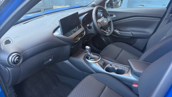 Nissan Juke 1.6 Hybrid N-Connecta 5dr Auto [Revised] Hybrid Hatchback - Image 9